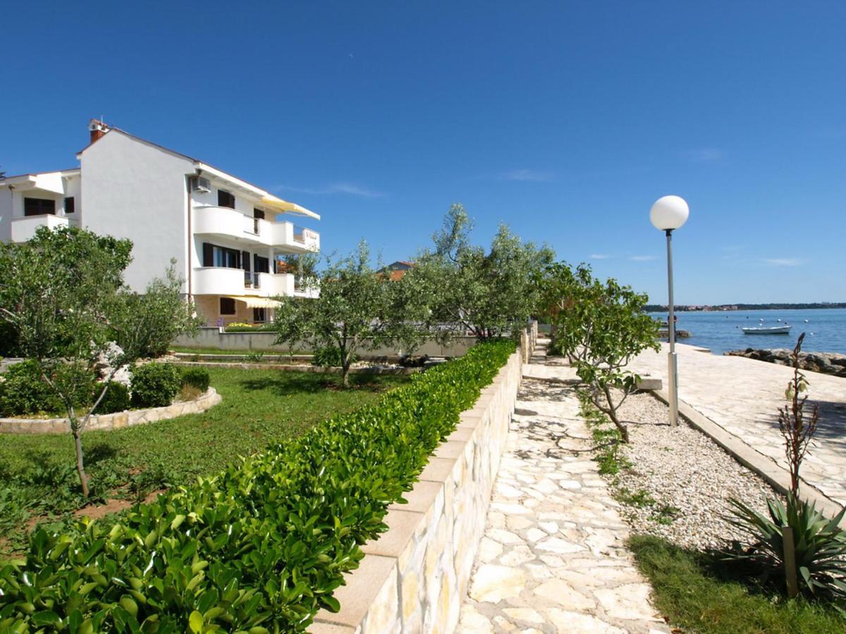 Apartment Maras-1 By Interhome Diklo Exterior foto