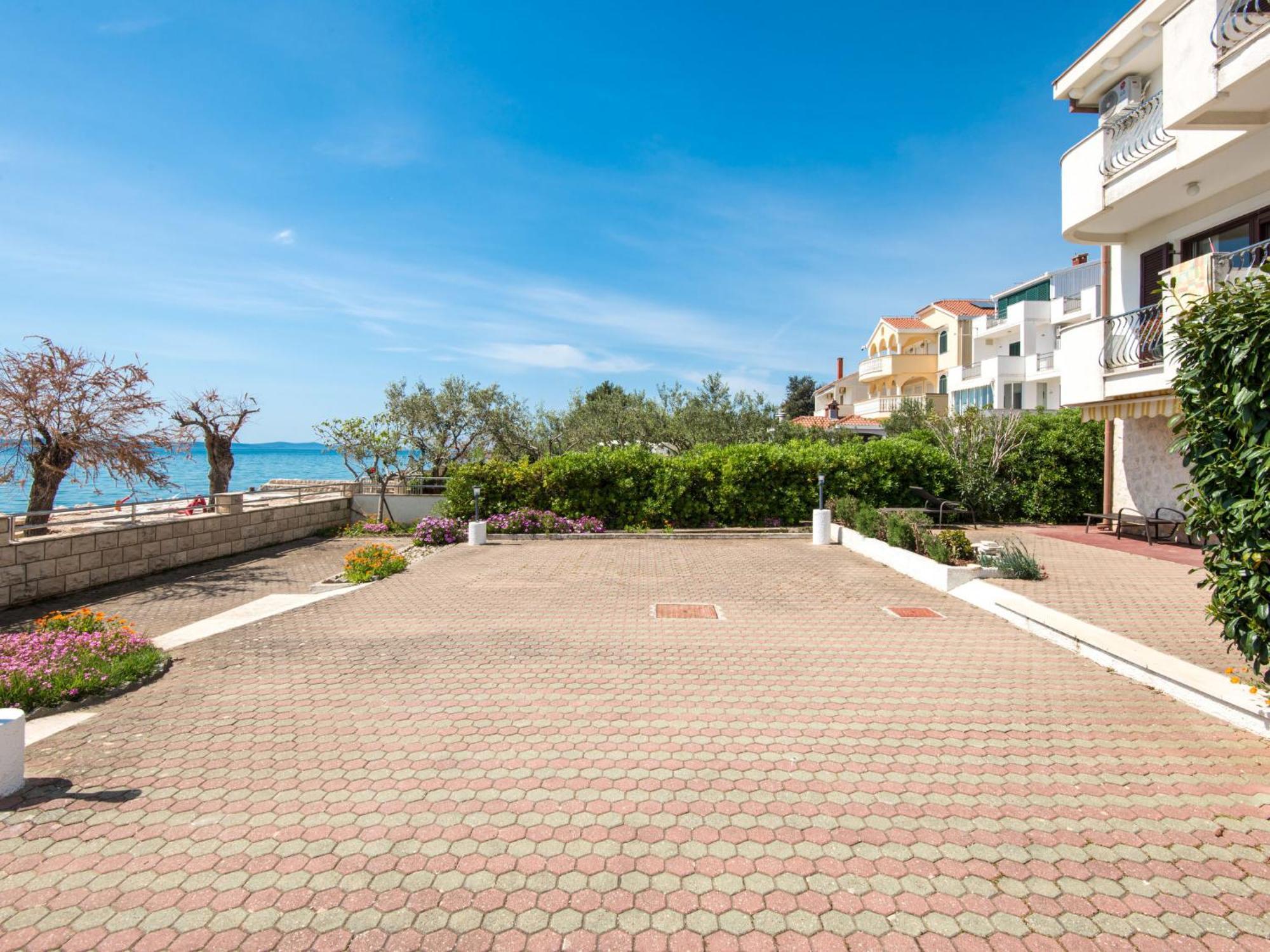 Apartment Maras-1 By Interhome Diklo Exterior foto